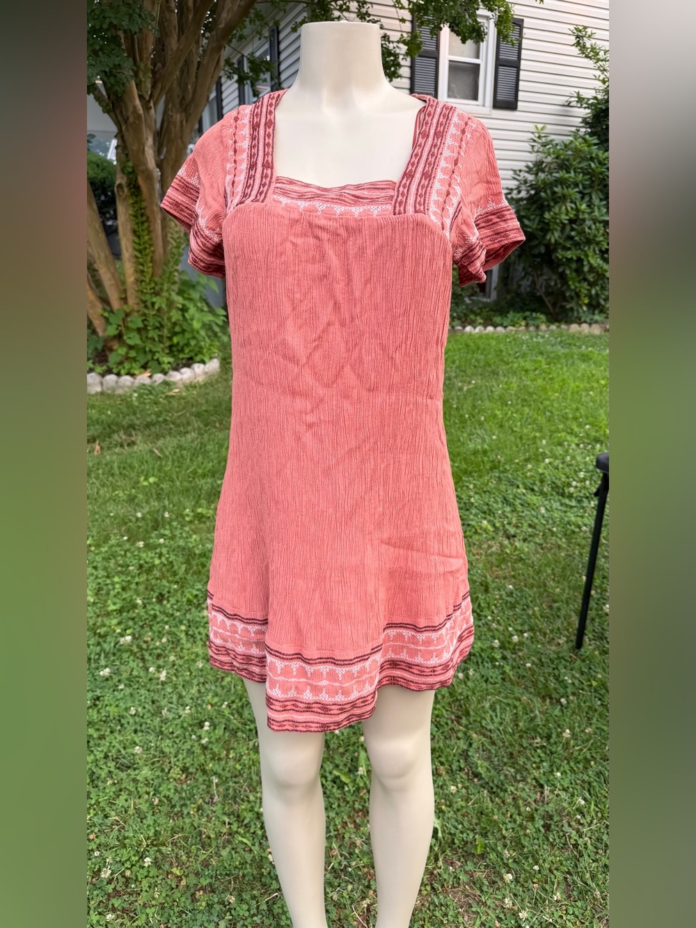 Knox Rose Rust Coral Textured Blouse with Lace Trim